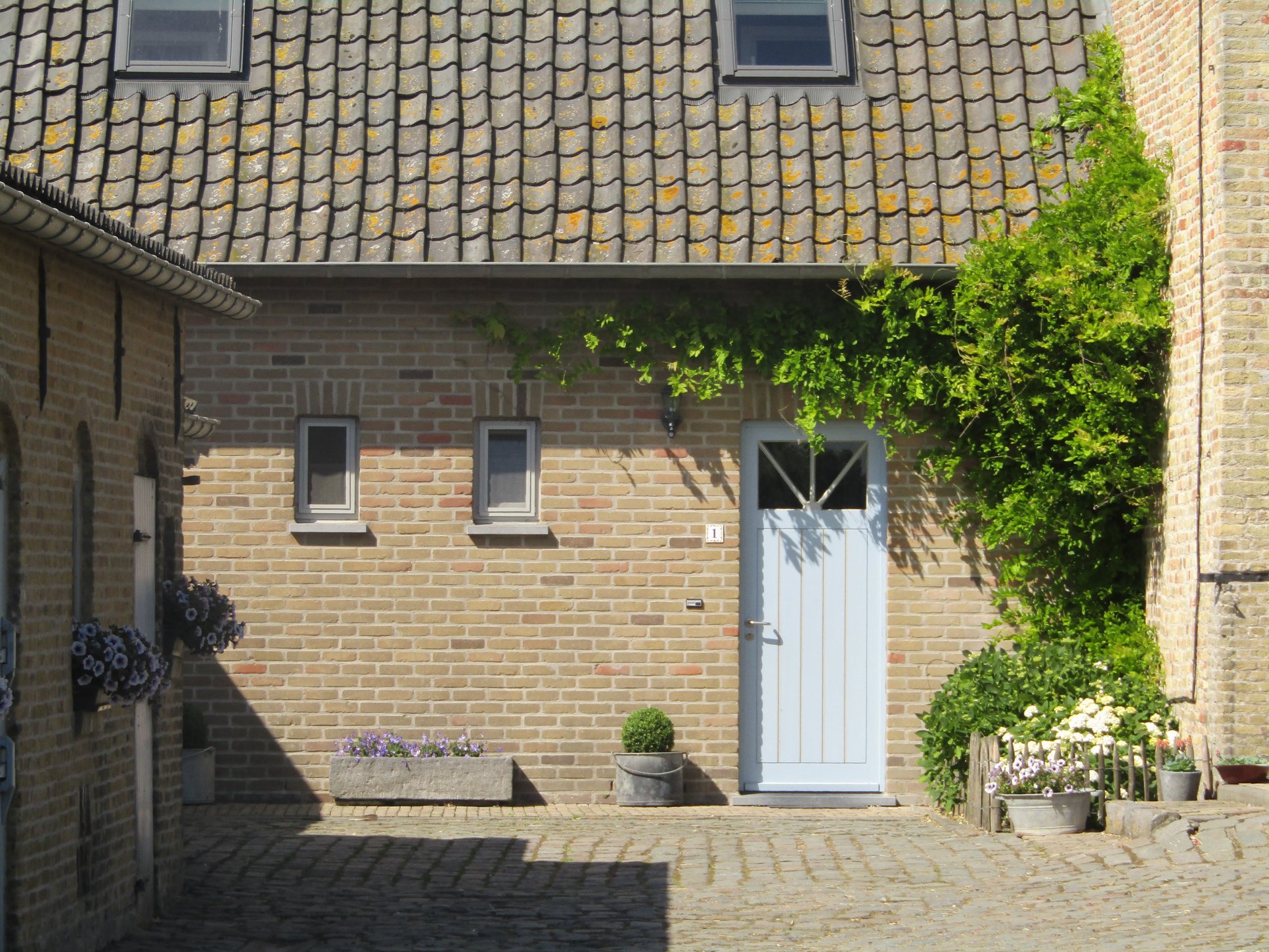 Contact - 't Ooievaarsnest